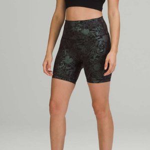 Lululemon Wunder Train HR Short, Size 6